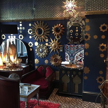 Pavilion Hotel Лондон Экстерьер фото