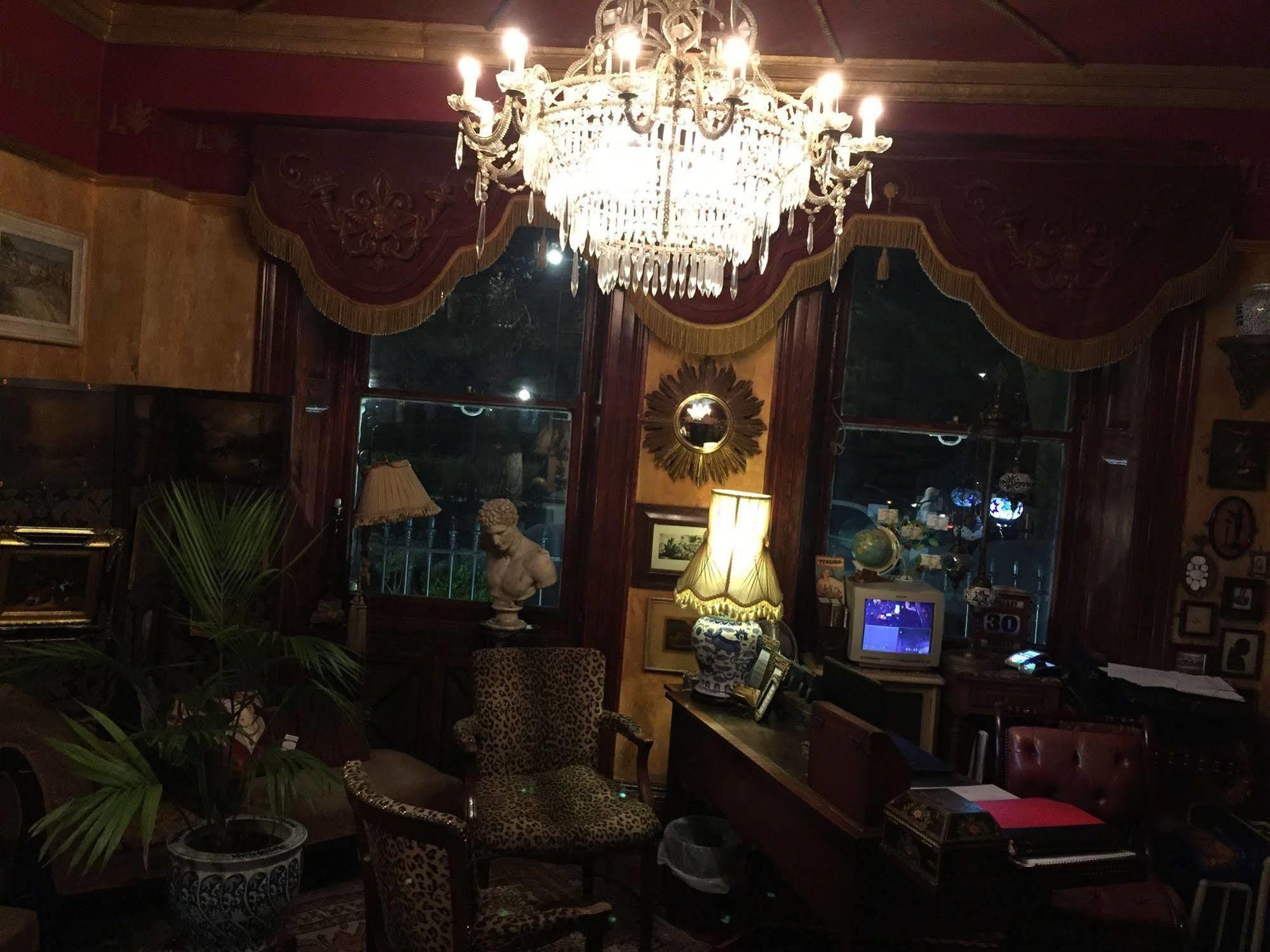 Pavilion Hotel Лондон Экстерьер фото